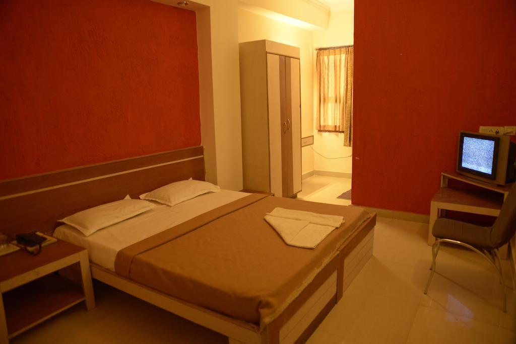 Hotel Sri Sai Krupa Χιντεραμπάντ Δωμάτιο φωτογραφία