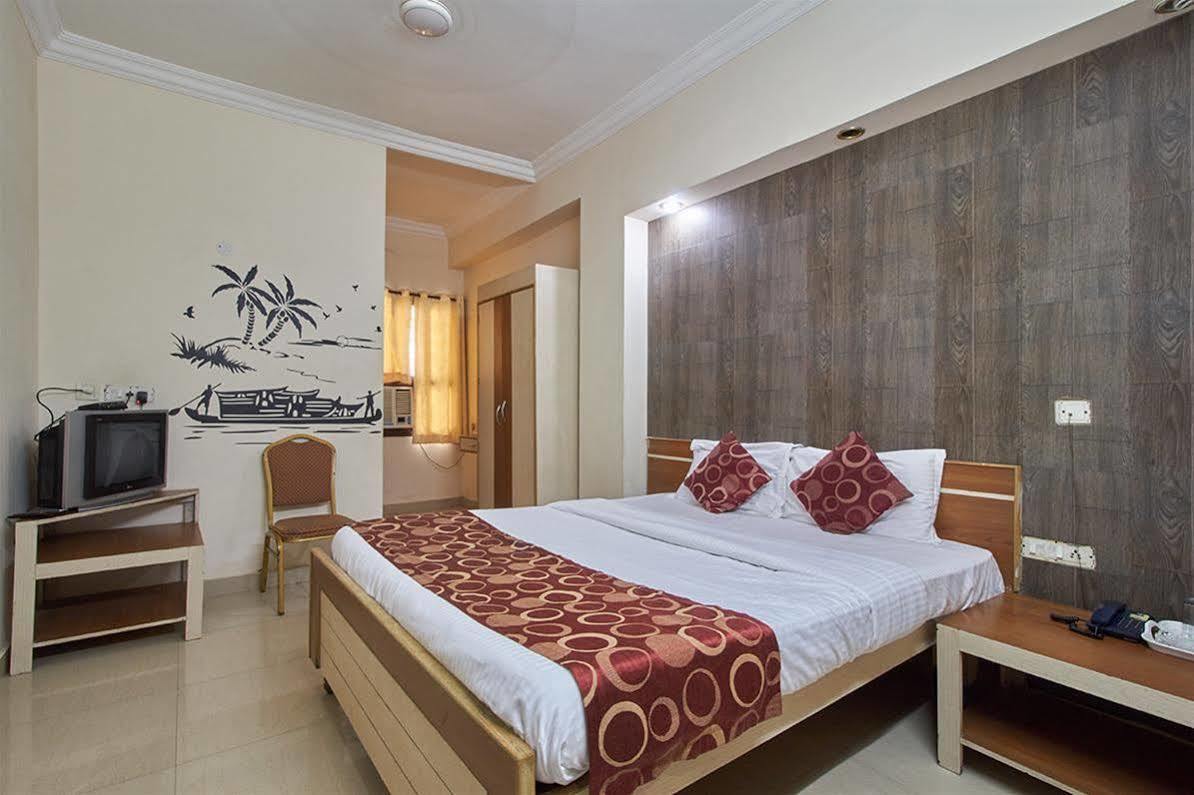 Hotel Sri Sai Krupa Χιντεραμπάντ Εξωτερικό φωτογραφία